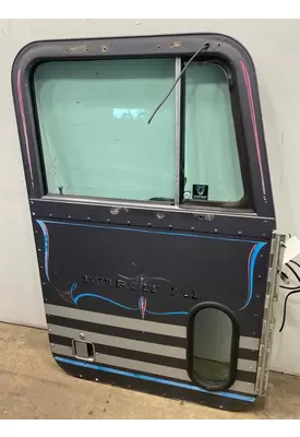 PETERBILT 379 Door Assembly, Front