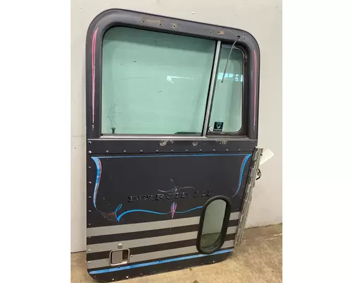 PETERBILT 379 Door Assembly, Front