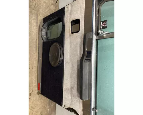 PETERBILT 379 Door Assembly, Front