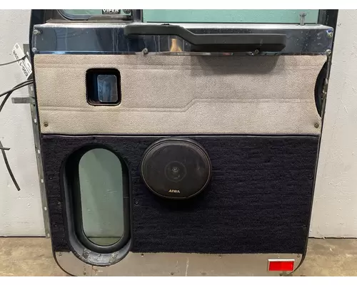 PETERBILT 379 Door Assembly, Front