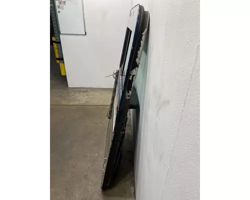 PETERBILT 379 Door Assembly, Front
