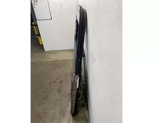 PETERBILT 379 Door Assembly, Front