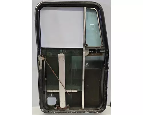 PETERBILT 379 Door Assembly, Front