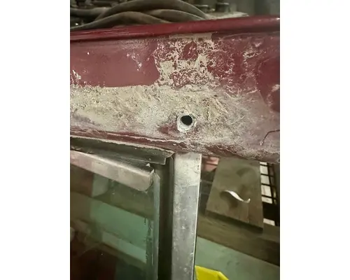 PETERBILT 379 Door Assembly, Front