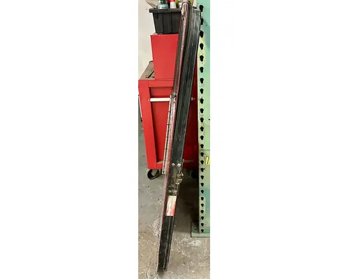 PETERBILT 379 Door Assembly, Front