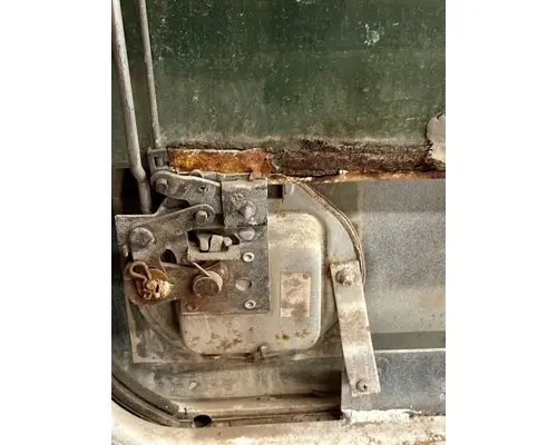 PETERBILT 379 Door Assembly, Front