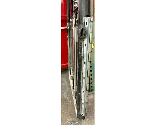 PETERBILT 379 Door Assembly, Front