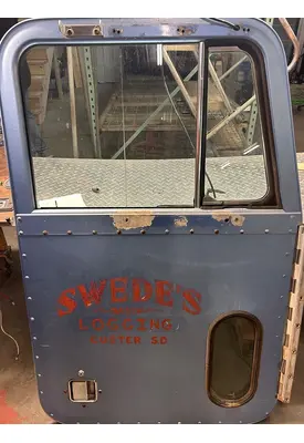 PETERBILT 379 Door Assembly, Front