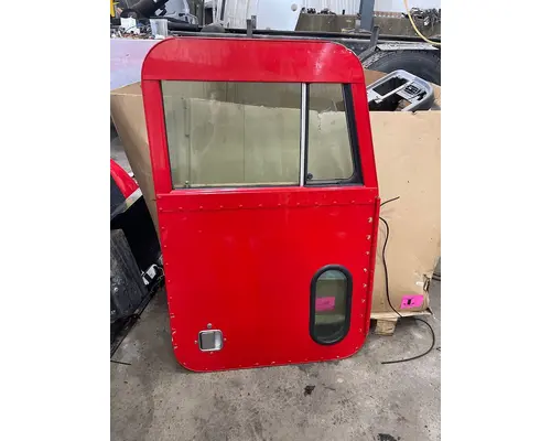 PETERBILT 379 Door Assembly, Front