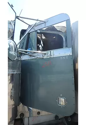 PETERBILT 379 Door Assembly, Front