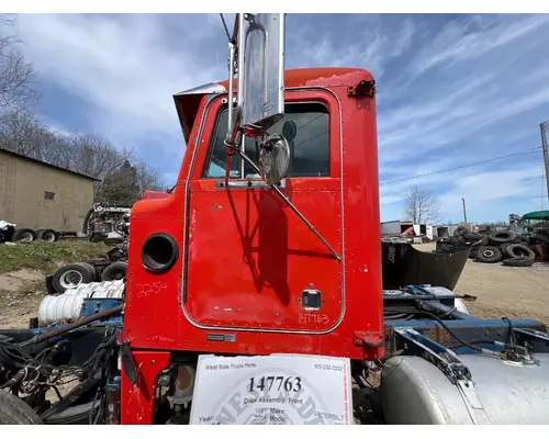 PETERBILT 379 Door Assembly, Front
