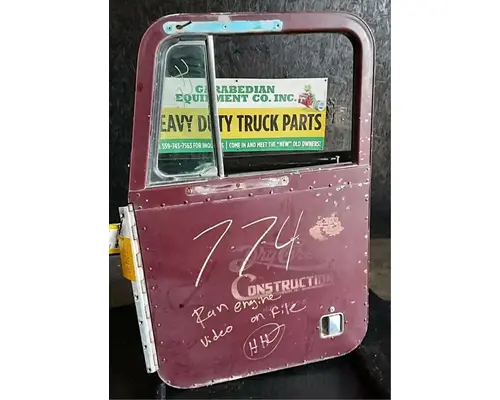 PETERBILT 379 Door Assembly, Front