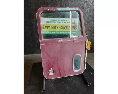 PETERBILT 379 Door Assembly, Front