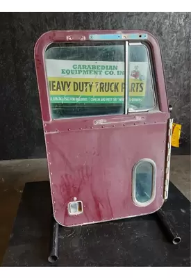 PETERBILT 379 Door Assembly, Front