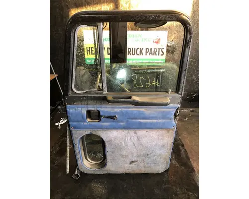 PETERBILT 379 Door Assembly, Front