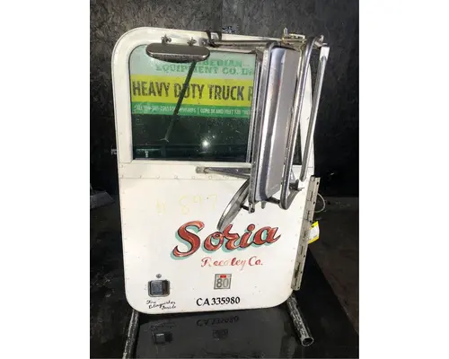 PETERBILT 379 Door Assembly, Front