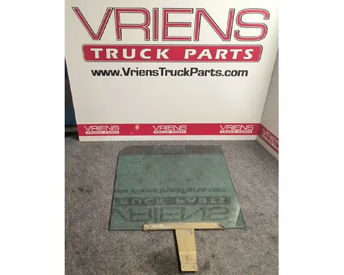 PETERBILT 379 Door Glass, Front