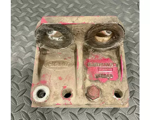 PETERBILT 379 Engine Mounts