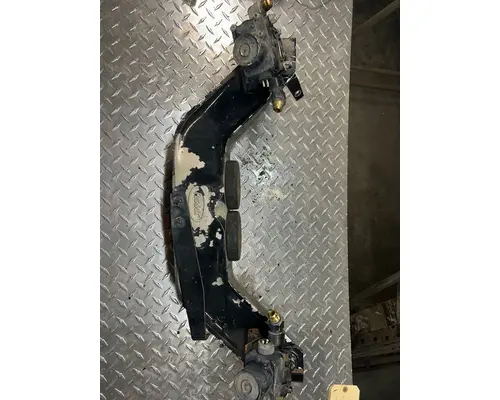 PETERBILT 379 Engine Mounts