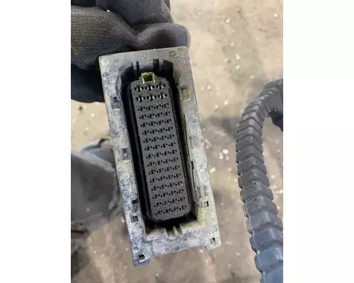 PETERBILT 379 Engine Wiring Harness