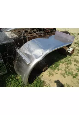 PETERBILT 379 FENDER ASSEMBLY, REAR