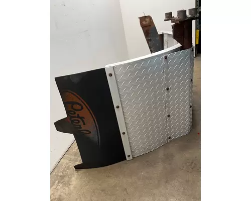 PETERBILT 379 Fender Extension