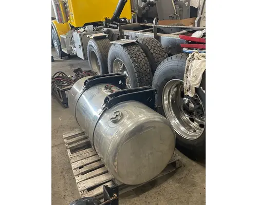 PETERBILT 379 Fuel Tank