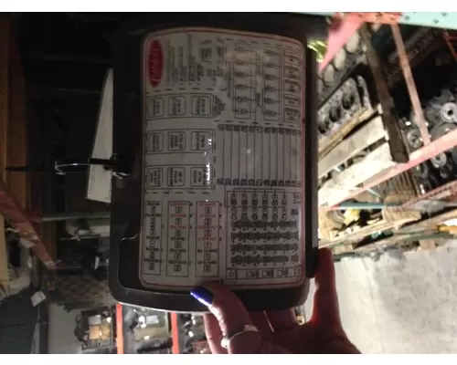 PETERBILT 379 Fuse Box