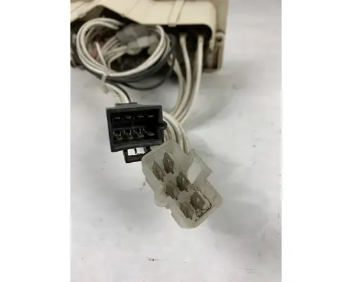 PETERBILT 379 HEATER CONTROL