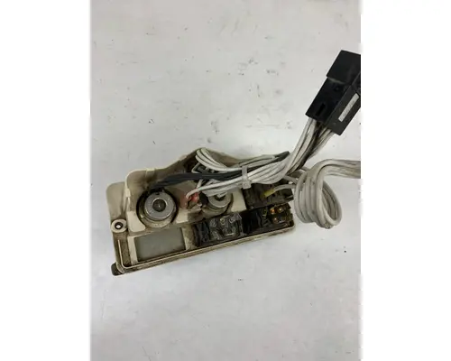 PETERBILT 379 HEATER CONTROL