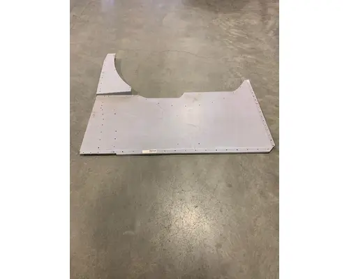 PETERBILT 379 HOOD PARTS