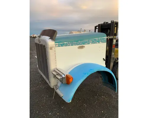 PETERBILT 379 HOOD