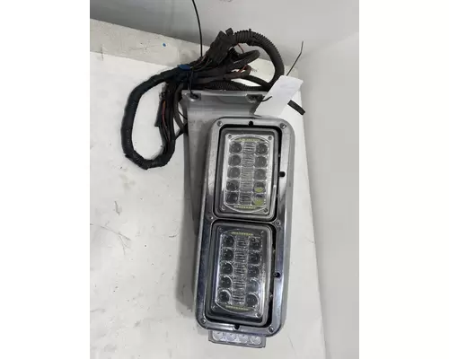 PETERBILT 379 Headlamp Assembly