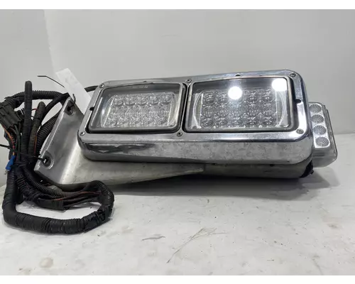 PETERBILT 379 Headlamp Assembly
