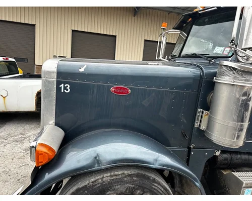 PETERBILT 379 Hood