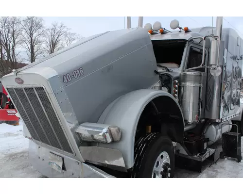 PETERBILT 379 Hood