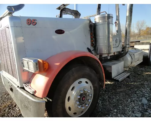 PETERBILT 379 Hood