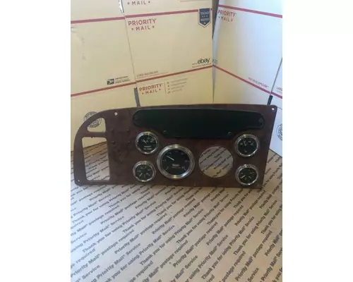 PETERBILT 379 Instrument Cluster