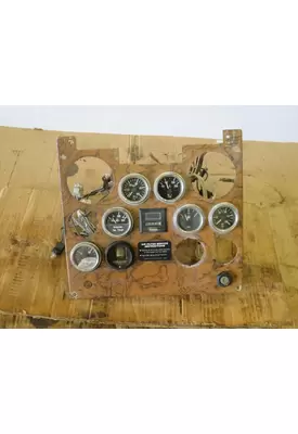 PETERBILT 379 Instrument Cluster