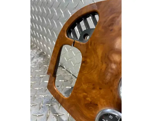 PETERBILT 379 Instrument Cluster