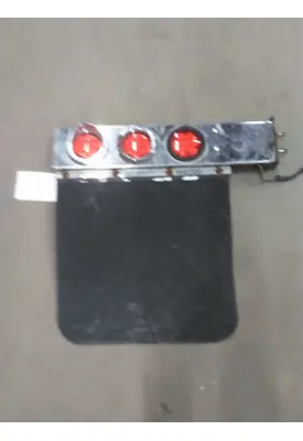 PETERBILT 379 MUD FLAP HANGER
