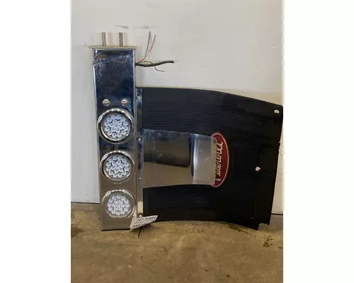 PETERBILT 379 Mud Flap Hanger