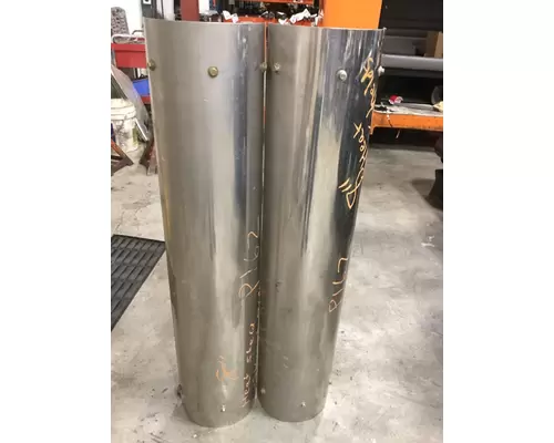 PETERBILT 379 Muffler Shield