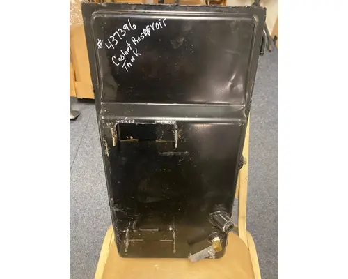 PETERBILT 379 Radiator
