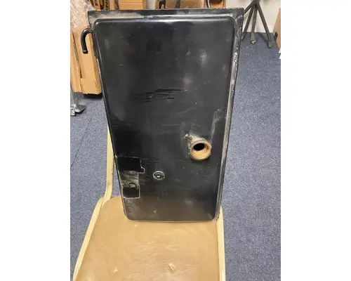 PETERBILT 379 Radiator