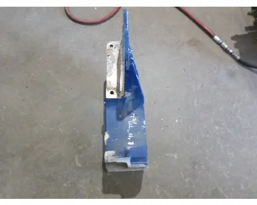 PETERBILT 379 SPRING HANGER