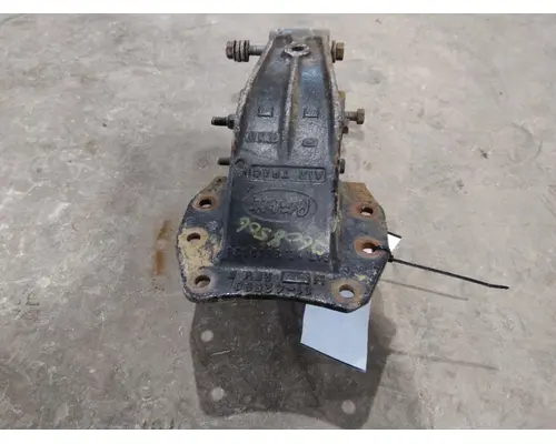PETERBILT 379 SPRING HANGER