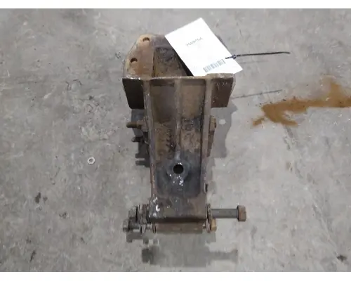 PETERBILT 379 SPRING HANGER