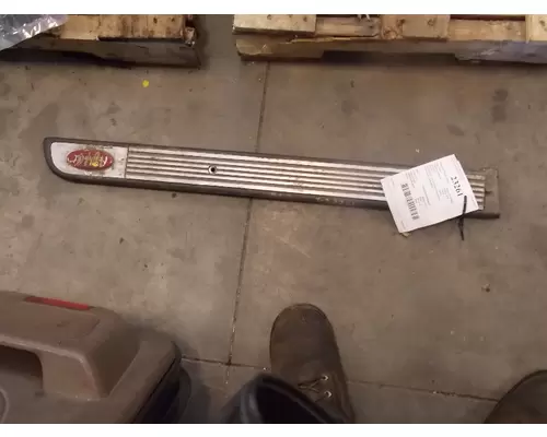 PETERBILT 379 Seal, Door