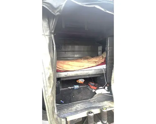 PETERBILT 379 Sleeper